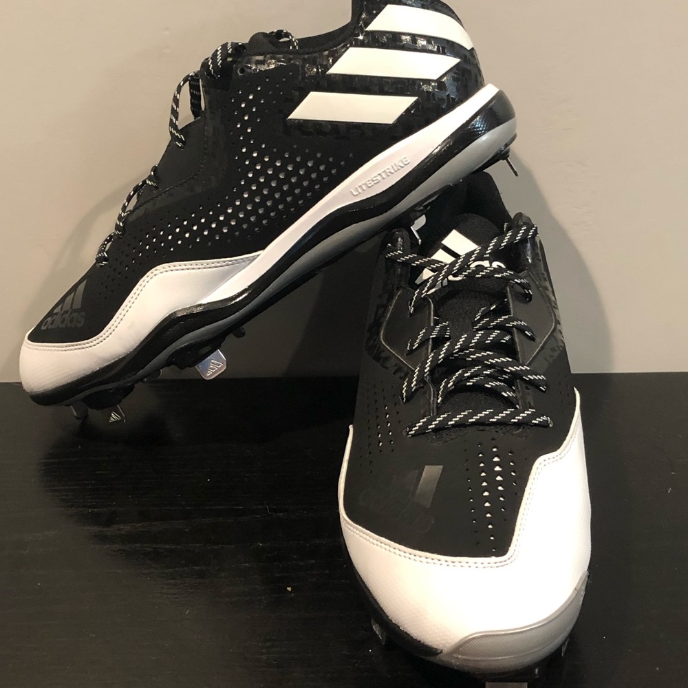Adidas Baseball cleats - Picture 2 of 4